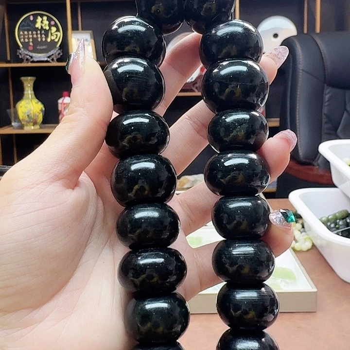 手链未镶嵌和田玉