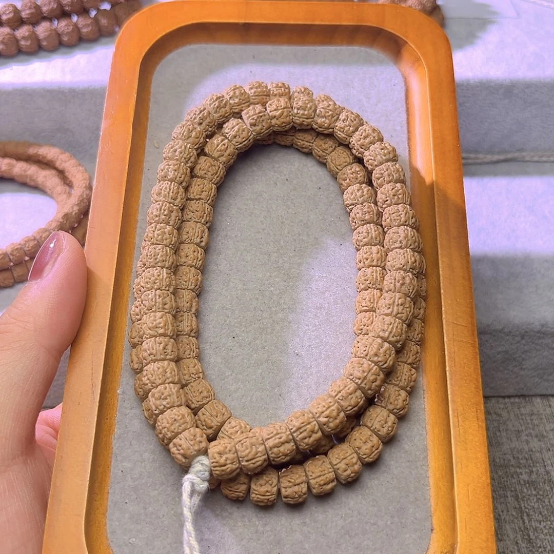 金刚菩提吊坠盘龙