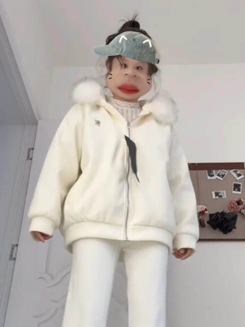 希妮丝 冬季穿搭漂亮出片衣服韩版温柔系白色大毛领外套女秋冬款