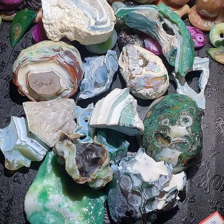 格***兰玛瑙/玉髓颈饰合金