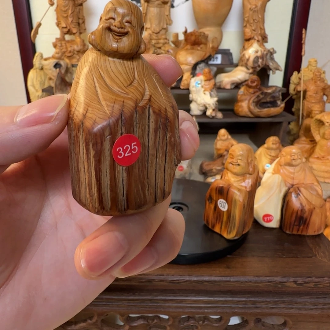 崖柏小木匠艺雕一物一拍