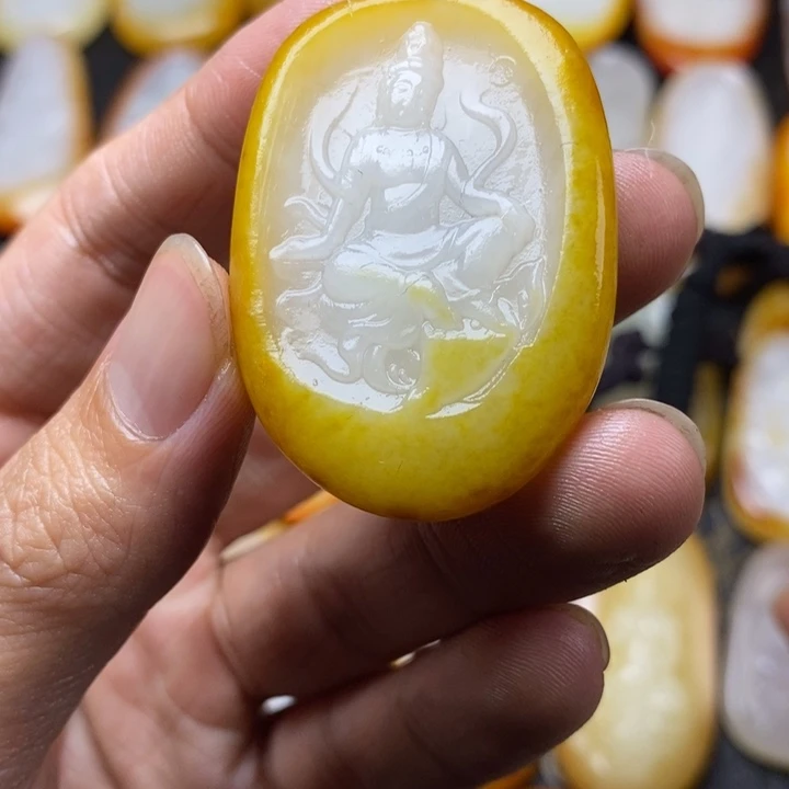 和田玉未镶嵌颈饰