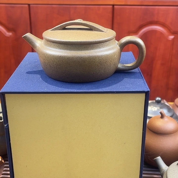 紫砂茶壶处理一把