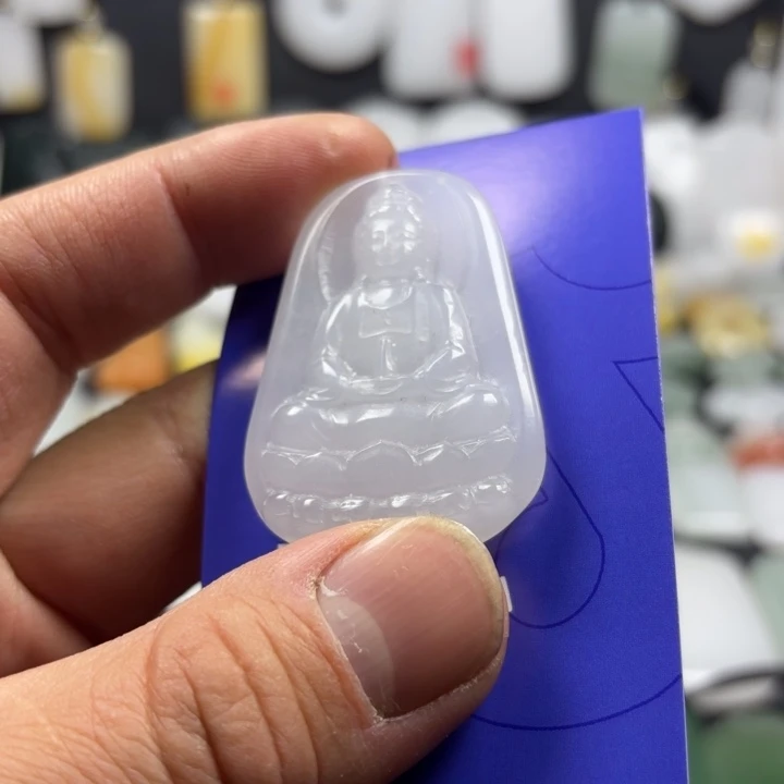 石英质玉（金丝玉）未镶嵌颈饰