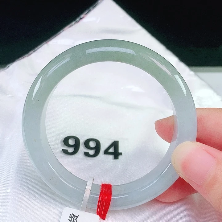 翡翠未镶嵌手镯翡翠