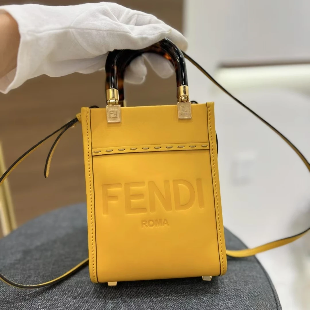 99新 FENDI/芬迪 蓝总专场/柠檬黄 mini  琴谱包 斜跨包