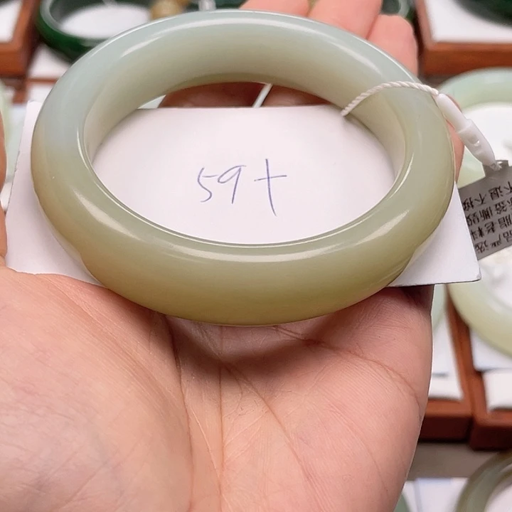 未镶嵌手链和田玉