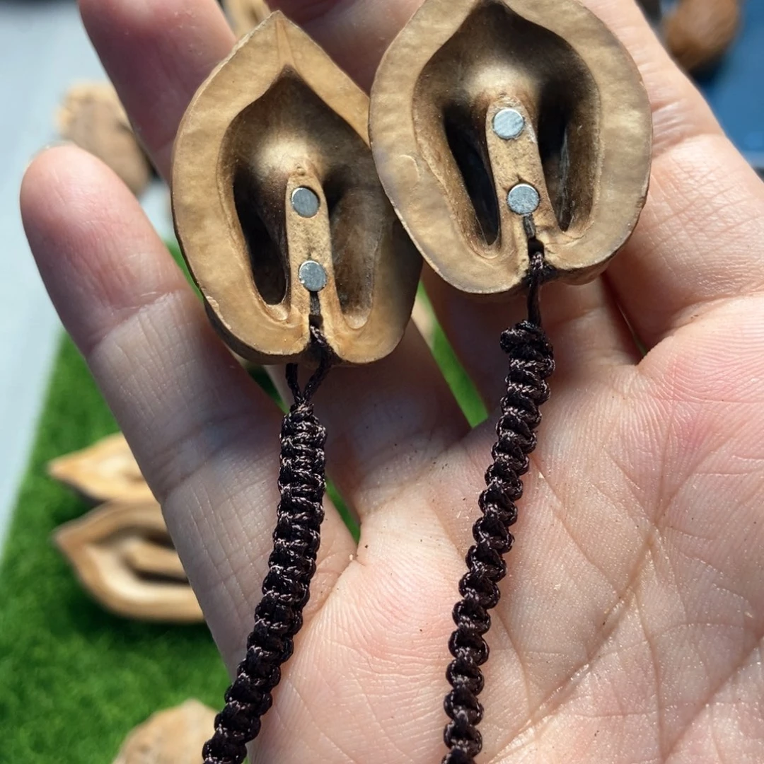 文玩核桃吊坠呆***宝秋子