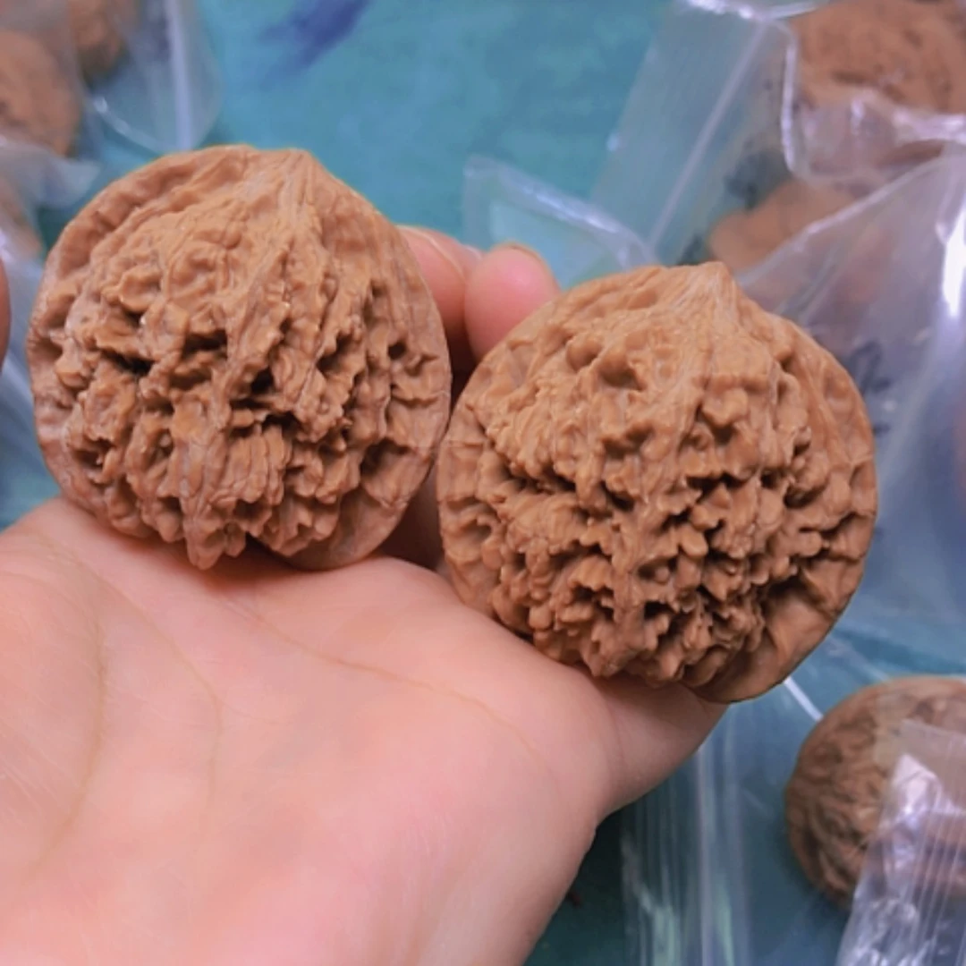 【闪购商品】摆件核桃44满天星全品