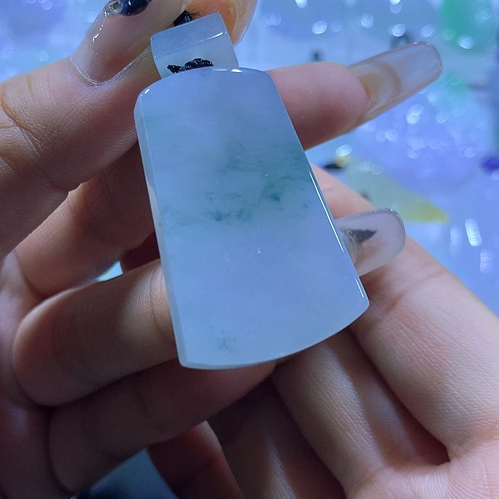 翡翠未镶嵌颈饰天然翡翠A货吊坠