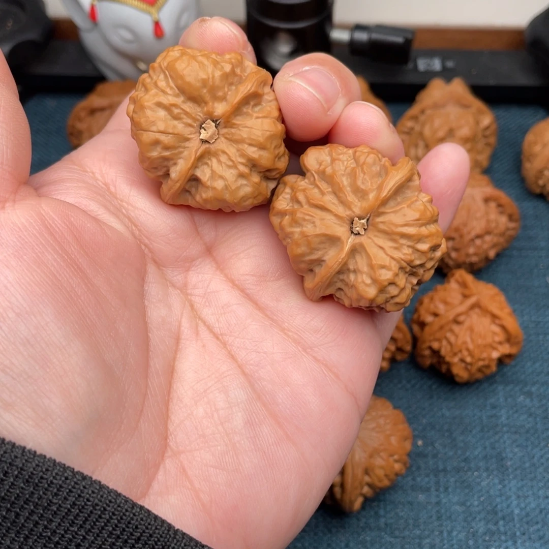 $***️文玩核桃把件全品蛙蛙35