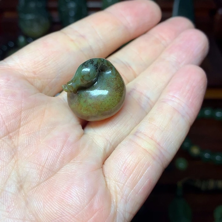 岫岩河磨玉（透闪石质玉）未镶嵌挂件