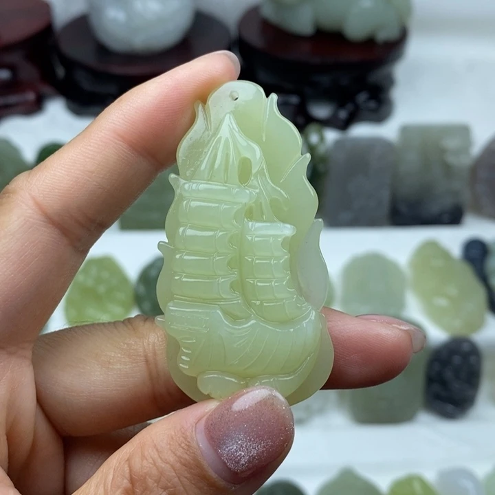 和田玉（碧玉）未镶嵌颈饰74