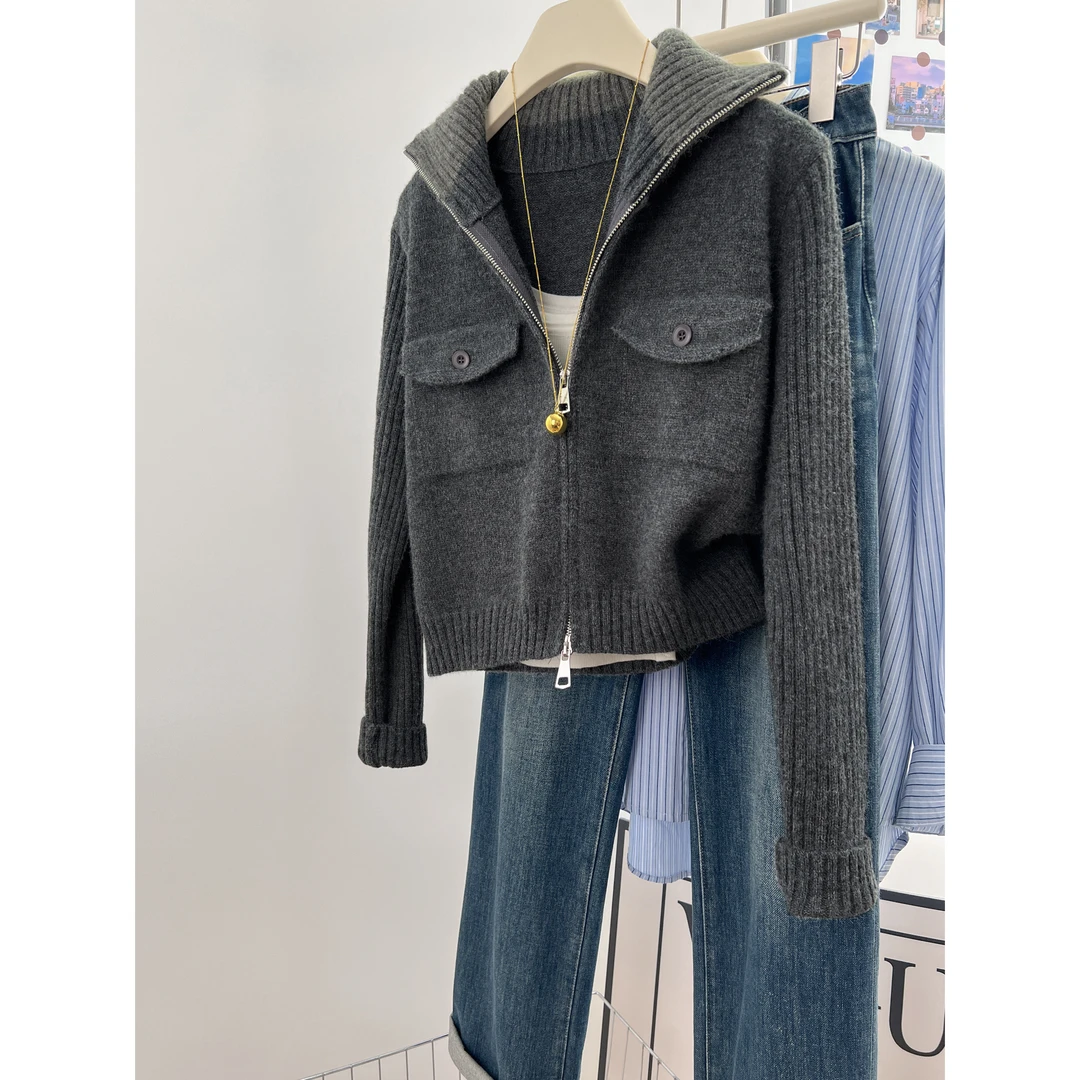 毛衣拉链时尚开衫女休闲风短款百搭针织翻领秋冬复古秋季宽松