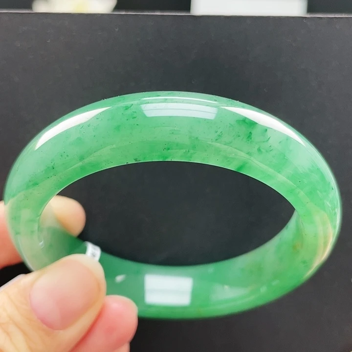 石英质玉未镶嵌手镯52 －53