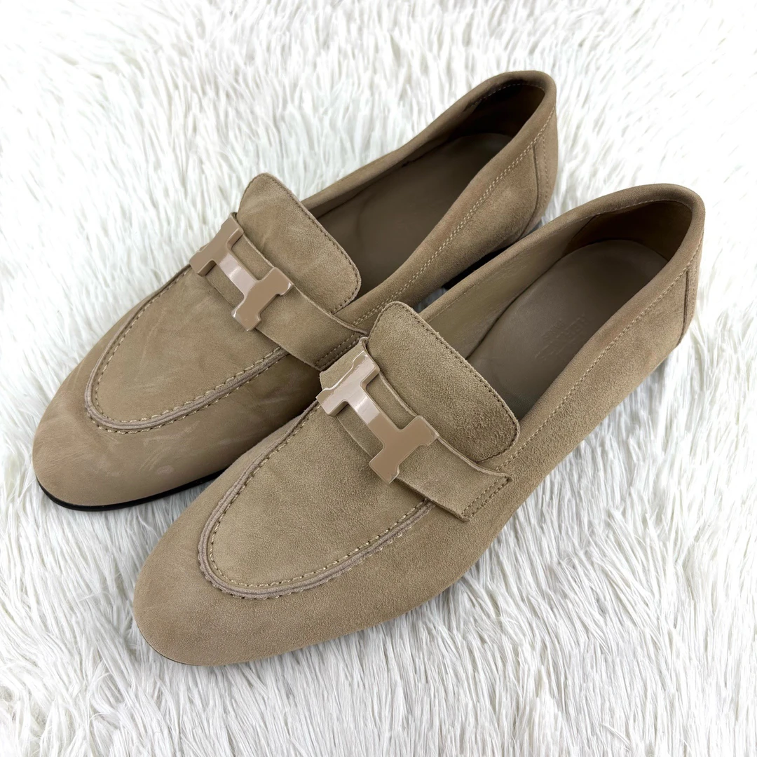 99新 Hermes/爱马仕 卡其色麂皮H扣乐福鞋37码