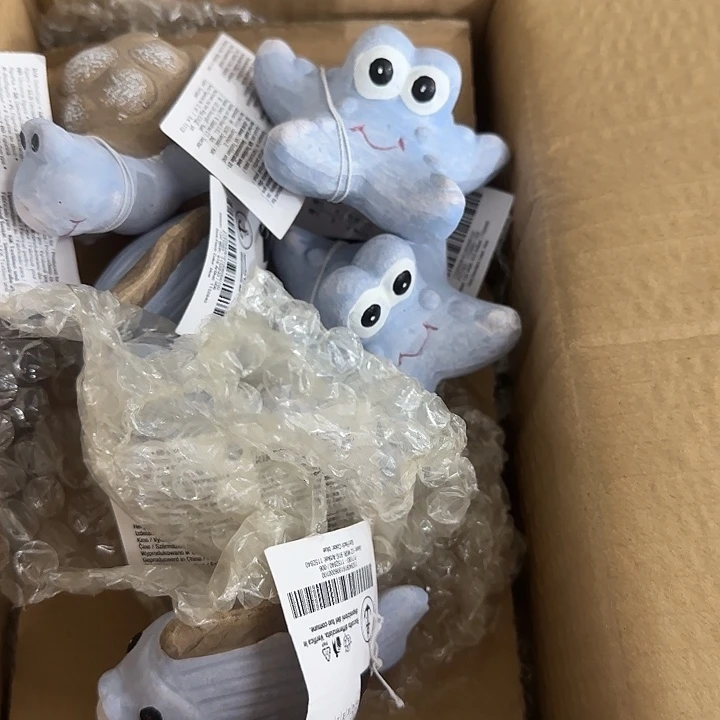 L****陶瓷摆件哈哈哈哈