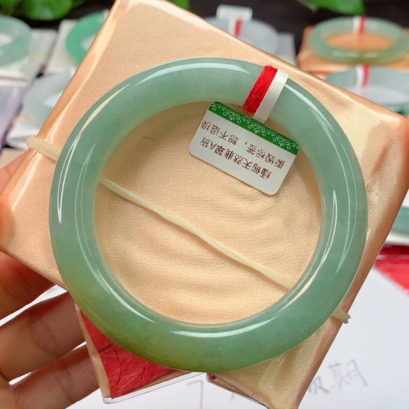 【闪购商品】翡翠手镯未镶嵌天然翡翠手镯