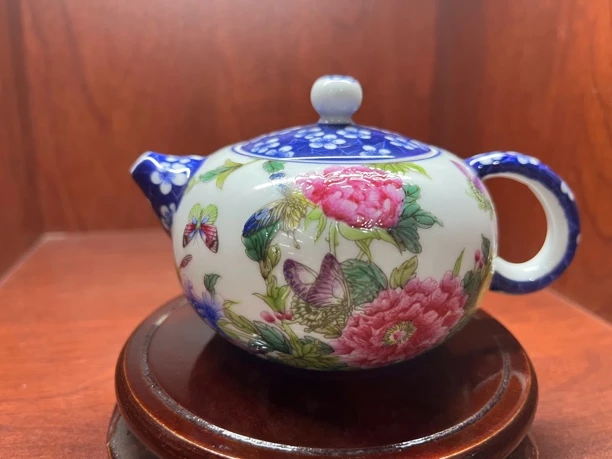 景德镇珐琅彩冰梅西施壶150CC