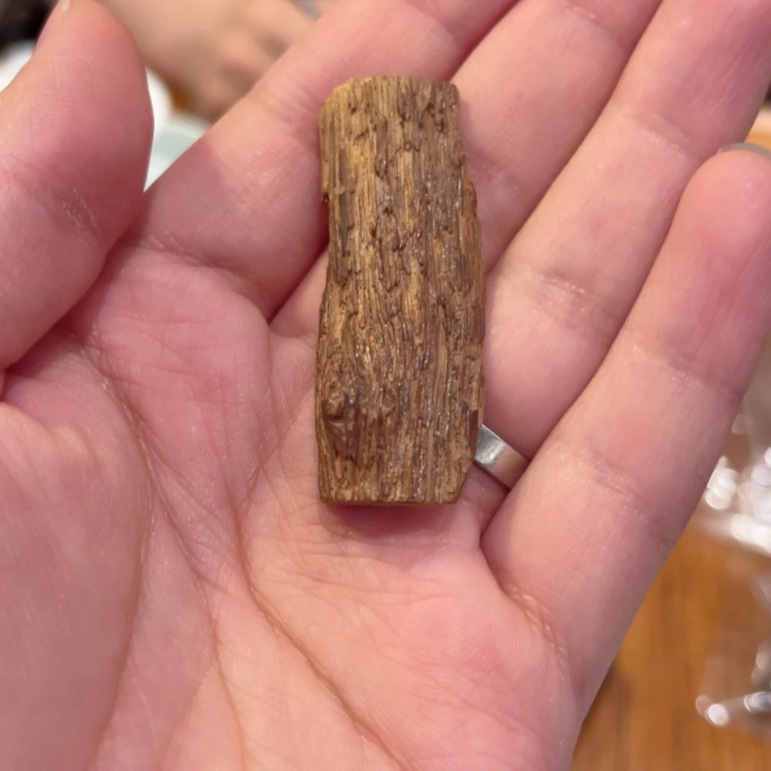 沉香吊坠二***凉越南富森红土2.8g