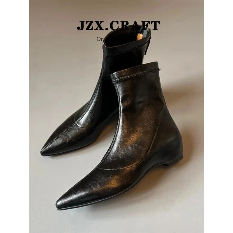 通勤内增高瘦瘦靴马丁靴2025加绒尖头软皮弹力靴后拉链坡跟短靴子