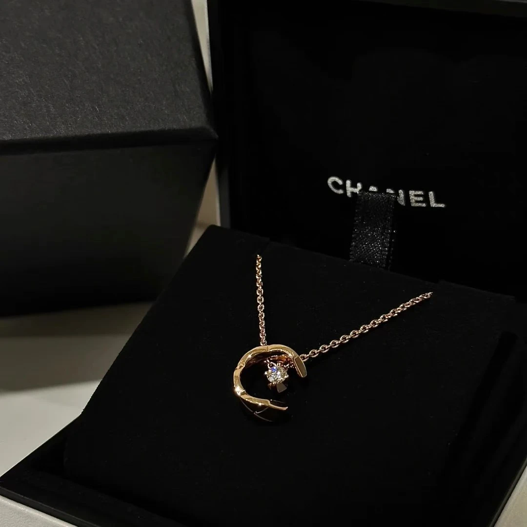99新 Chanel/香奈儿 珊珊活动 COCO 水冰月镶钻 项链 18K玫瑰金