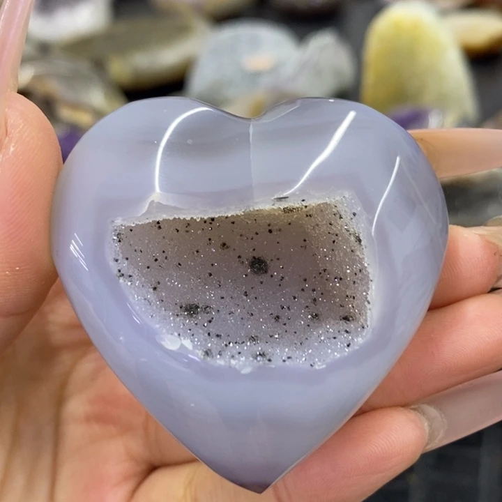 未镶嵌珠宝半成品水晶展**来蓝晶爱心