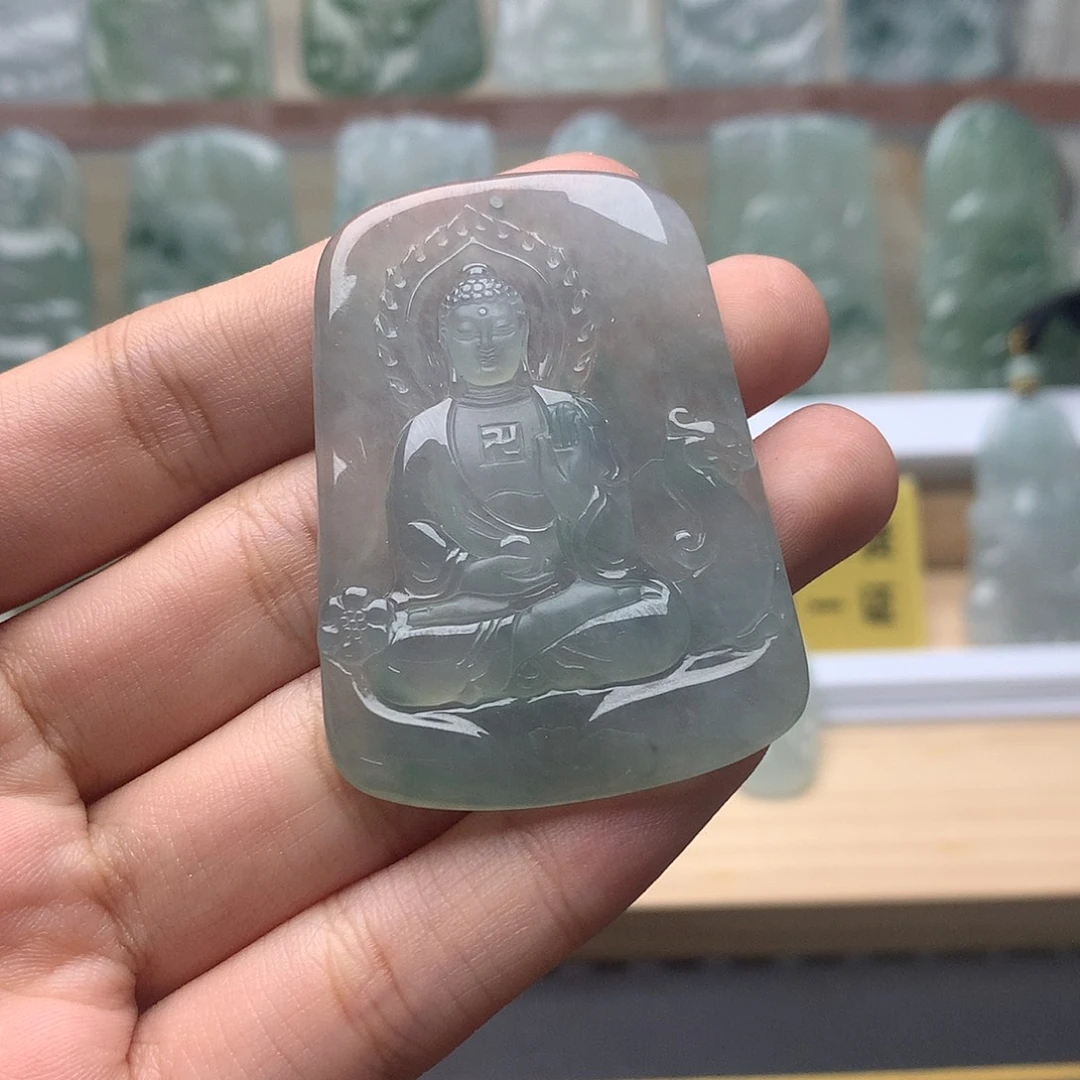 翡翠未镶嵌颈饰阿弥陀佛