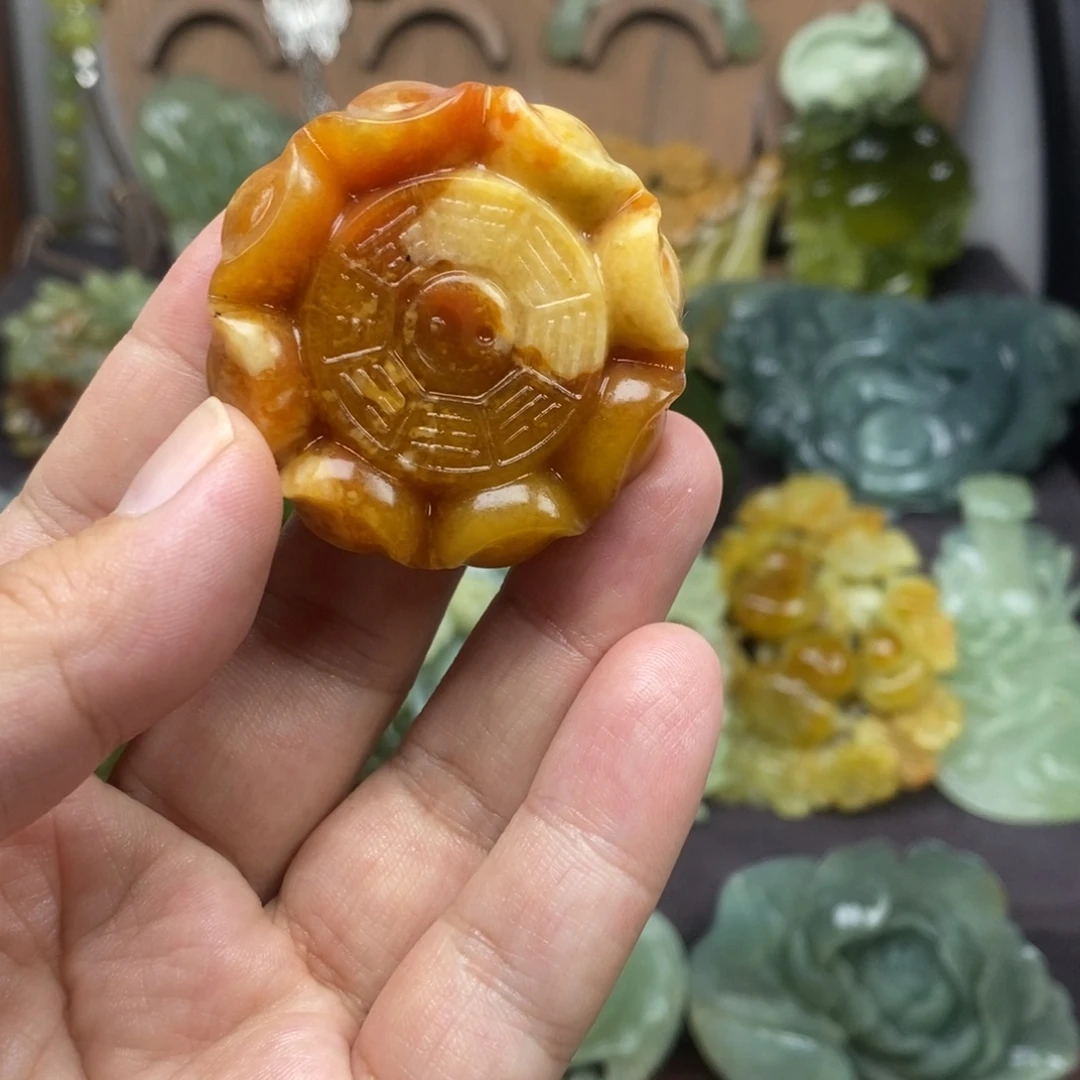 未镶嵌蛇纹石玉吊坠(不含链)