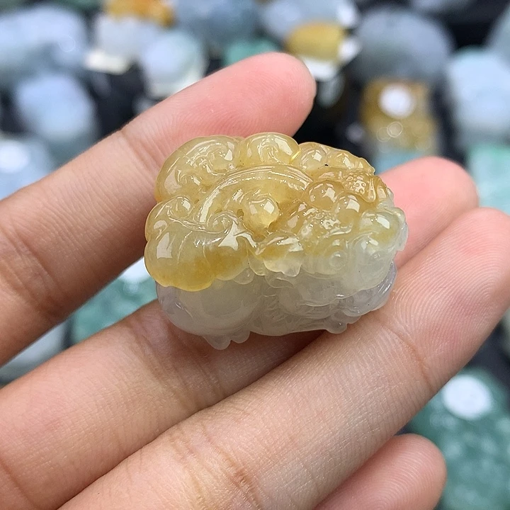 翡翠未镶嵌颈饰天然缅甸翡翠