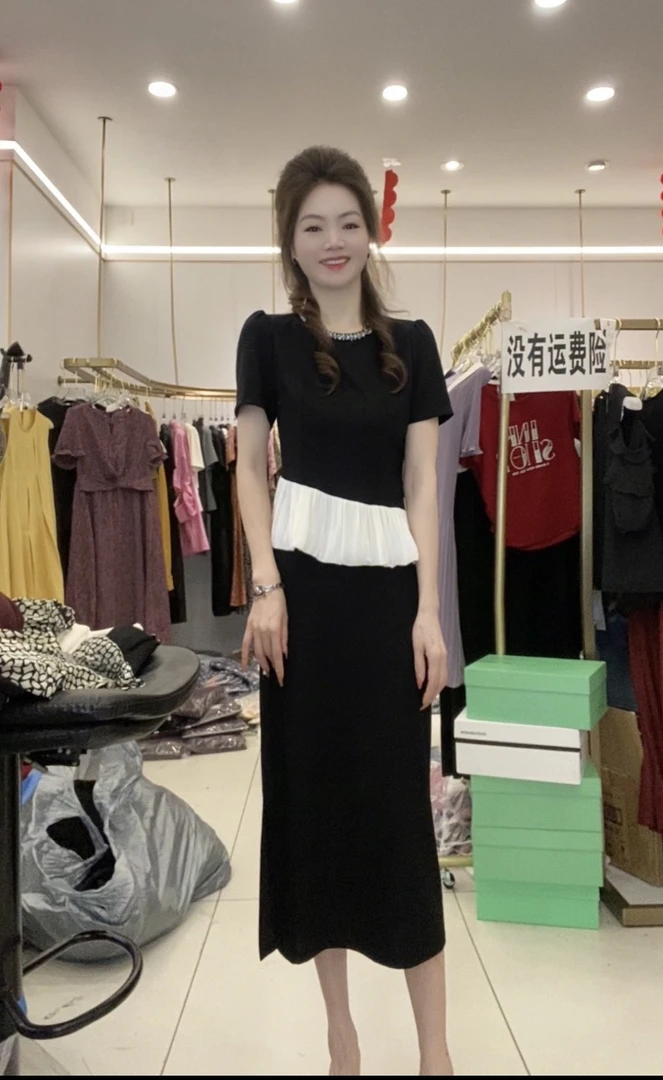 2025新款时尚百搭减龄两件套裙