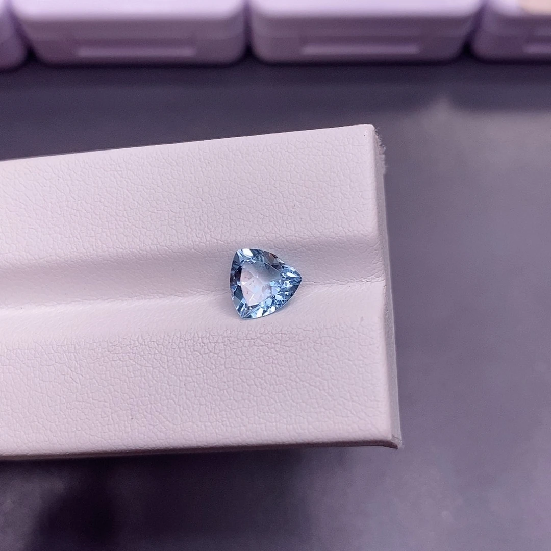裸石海蓝宝石0.92克拉