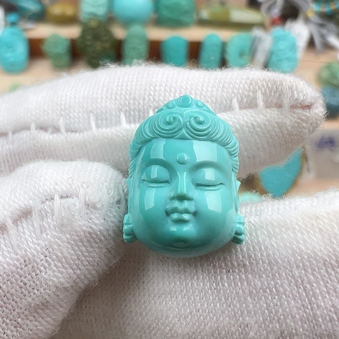 绿松石配饰未镶嵌