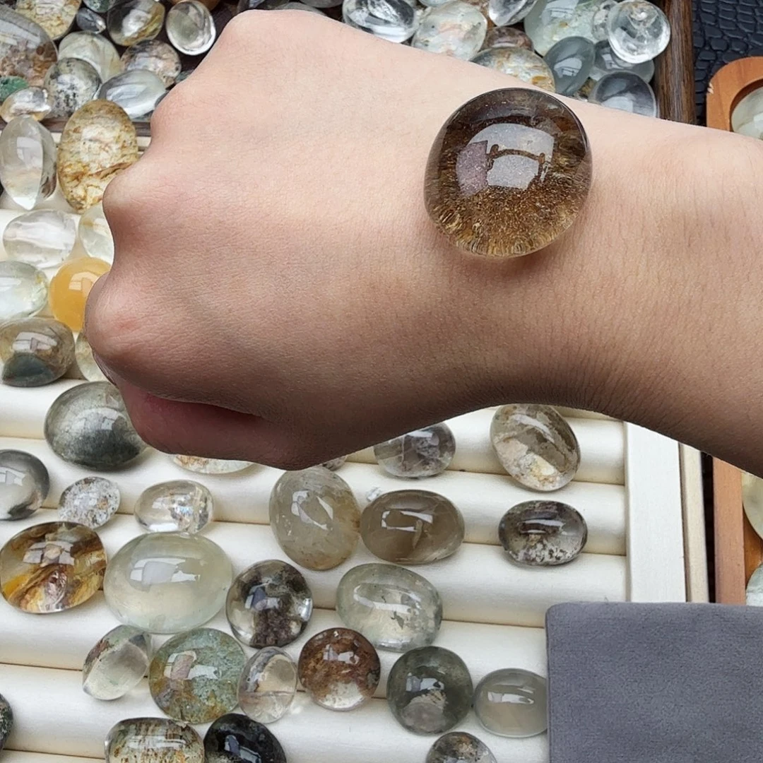 八***财珠宝半成品未镶嵌水晶