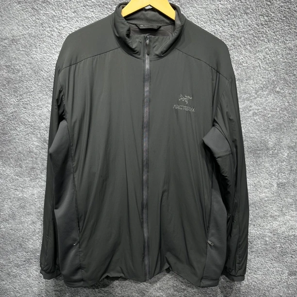 99新 ARC'TERYX/始祖鸟 胸围64衣长76 XL码 ATOM刺绣 Logo M520