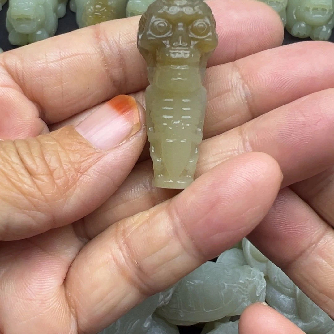 和田玉（糖玉）未镶嵌吊坠(不含链)