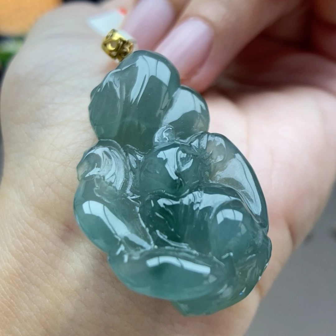 翡翠18K金镶嵌颈饰吊坠81