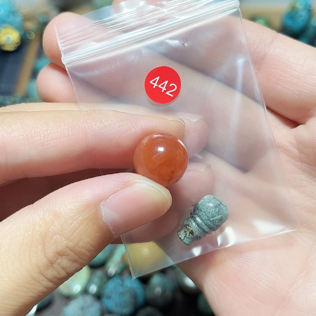 杉***湖玛瑙/玉髓未镶嵌圆珠桶珠老型手串！！