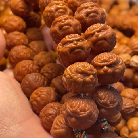 手串猴头核桃N****?舞台