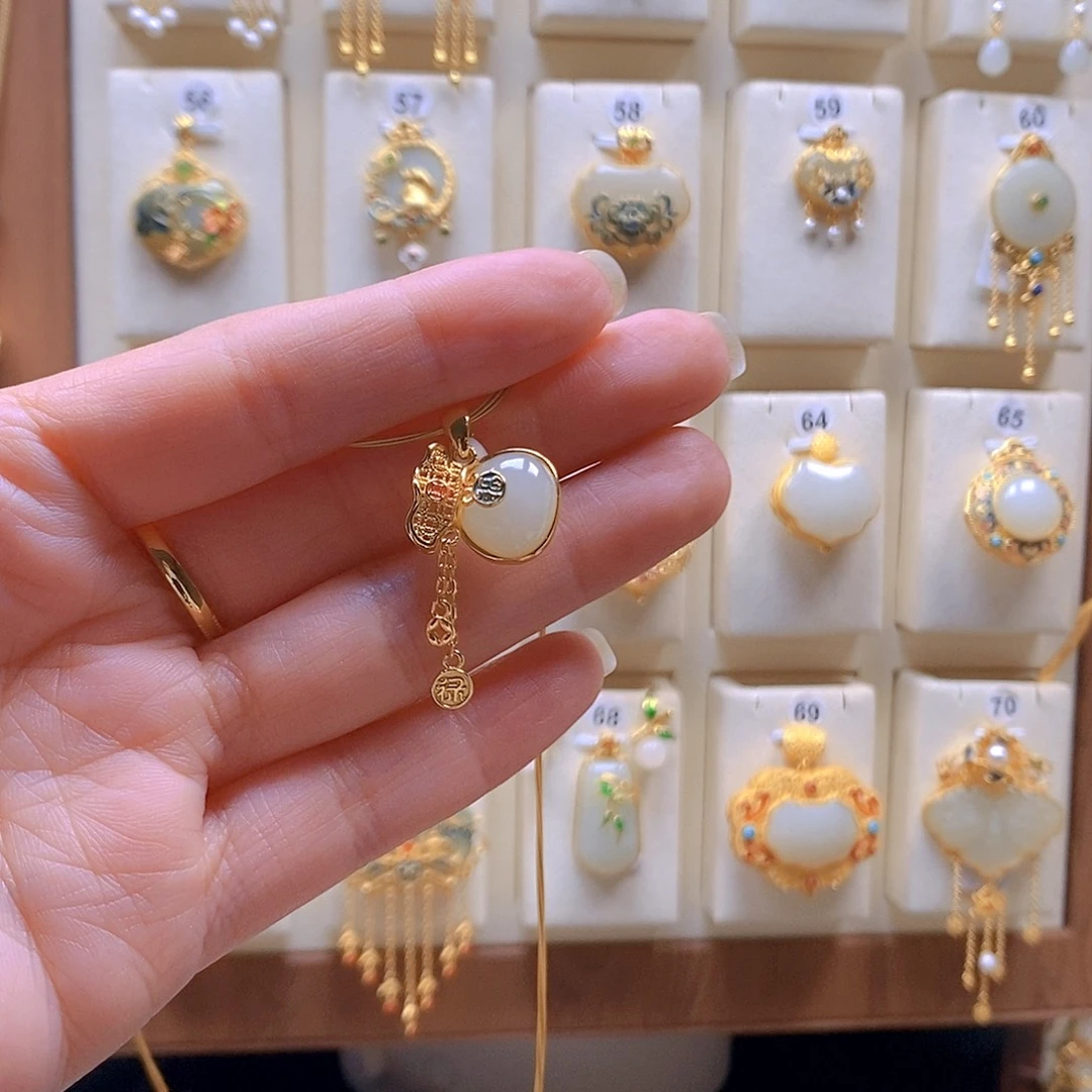 和田玉银S925镶嵌颈饰