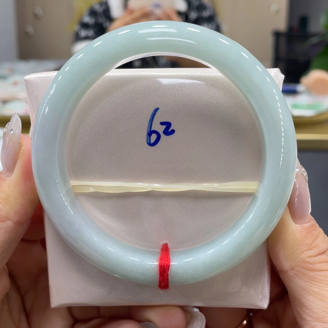 未镶嵌手镯翡翠翡翠