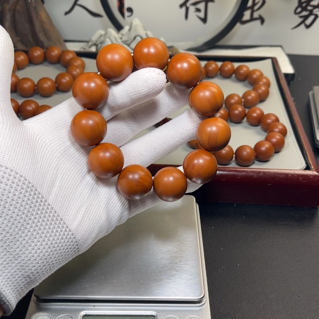 ，***手串橄榄核2.1树王铁核全品微瑕小孔