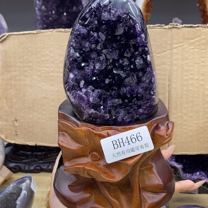 紫晶未镶嵌大型摆件（非配饰）