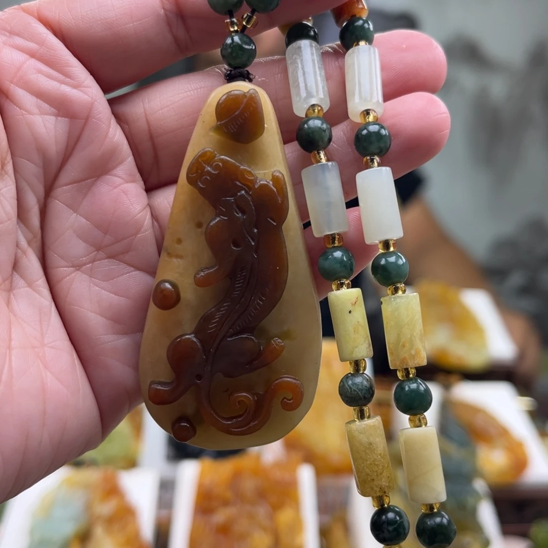 岫玉未镶嵌挂件挂件