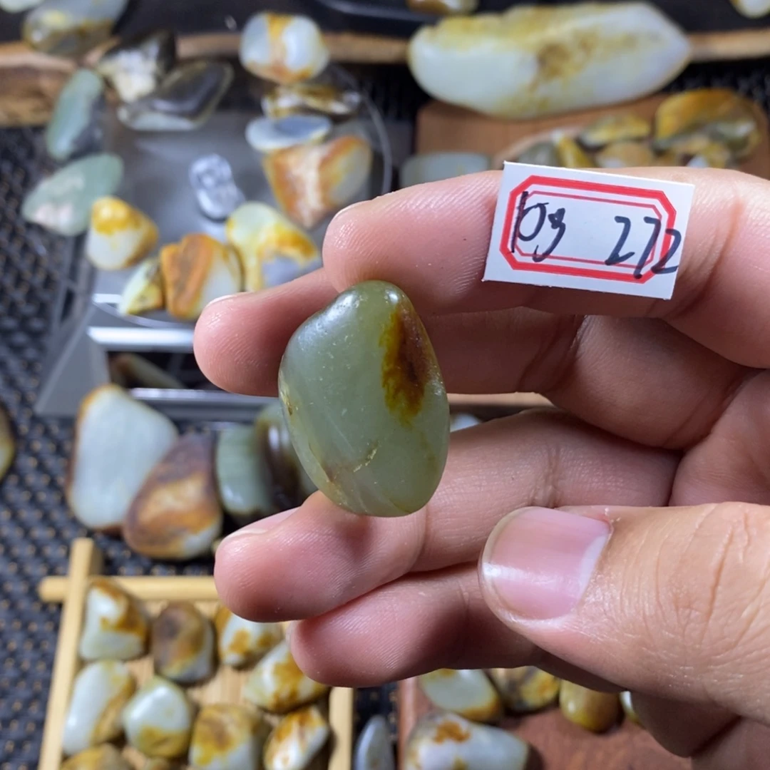 和田玉（糖玉）未镶嵌挂件