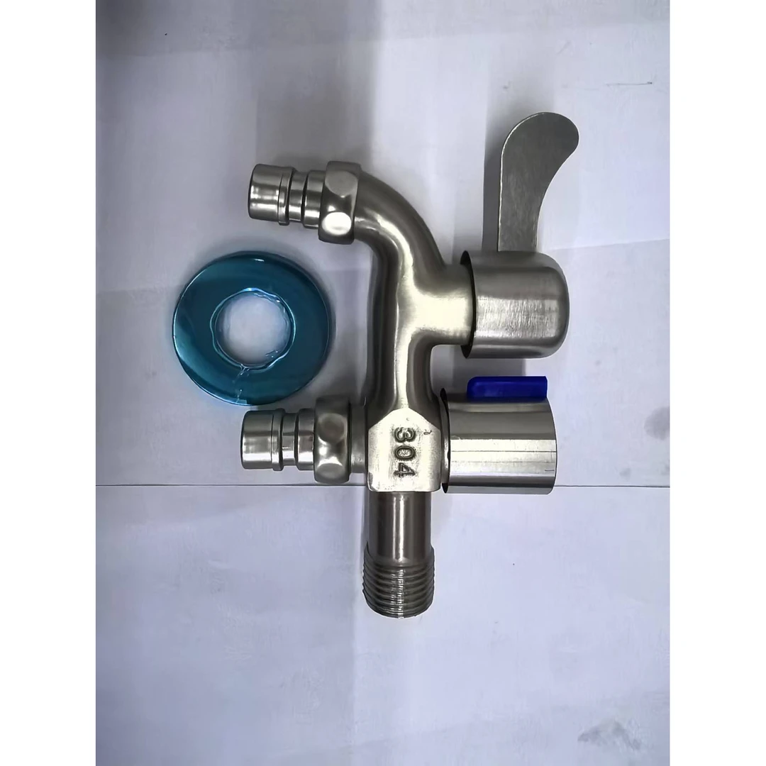 【专属】304家用一进两出水龙头