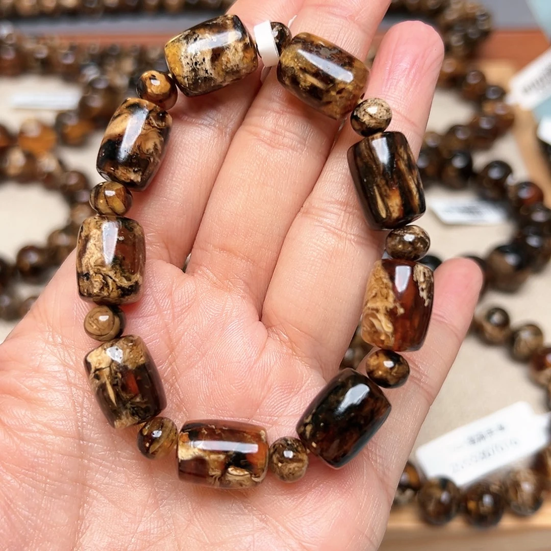 琥珀未镶嵌裸石抚顺琥珀30267