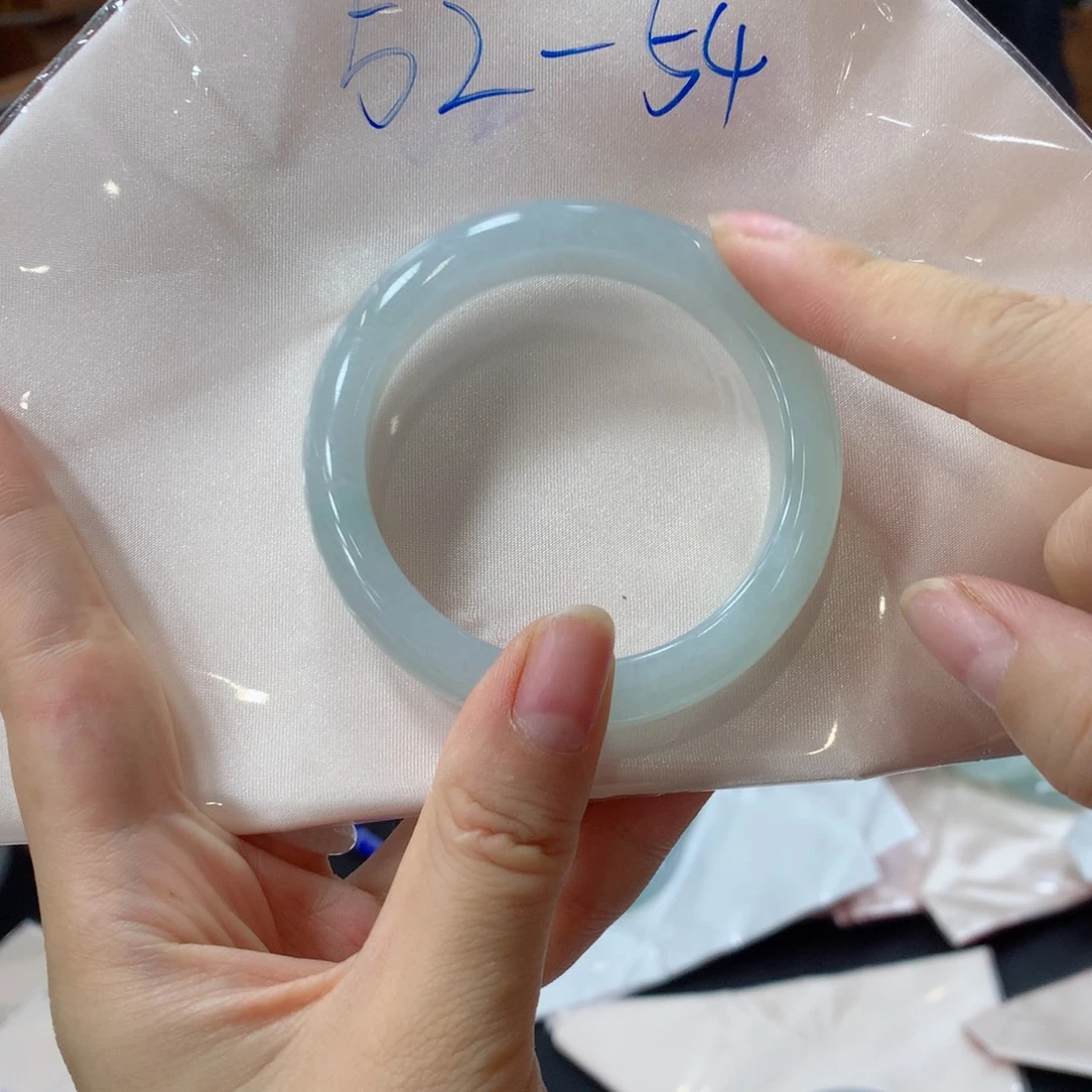 翡翠未镶嵌手镯买断
