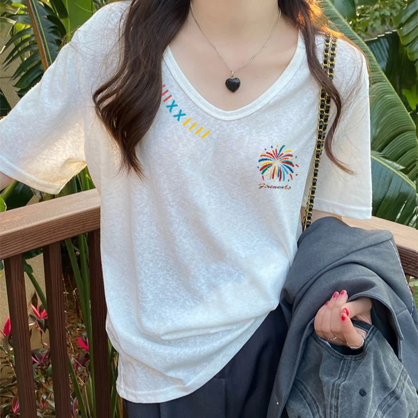 夏季短袖U领2025新款设计感雪花棉大码显瘦白色上衣女印花别致T恤