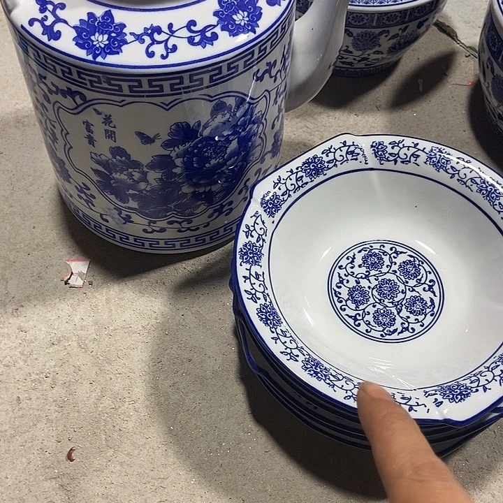 瓷片别****炸景德镇陶瓷盘子6个壶一个